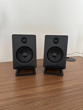 Audioengine A2 Bt-blk Wireless Bluetooth Speaker System With Stands - Black Audioengine A2 Bt-blk Wireless Bluetooth Speaker System With Stands - Black