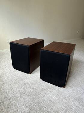 Ep350 Axiom Audio V3 Subwoofer 2 Units Ep350 Axiom Audio V3 Subwoofer 2 Units