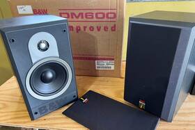 Dm600i B&w Bowers And Wilkins Bookshelf Speakers Original Box Grills - Estate Find
