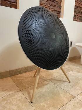 1200219 Bang & Olufsen And Beoplay A9 2nd Gen Bluetooth Speaker Maple Legs With White Cover