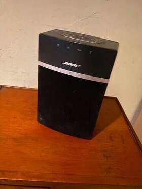 416776 Bose Soundtouch 10 Wireless Music System Model - Black Z1