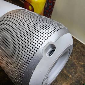 829393-1300 Bose Portable Smart Speaker Wireless Bluetooth White