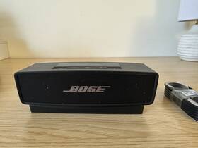 Rcpb04115-0458 Bose Soundlink Mini Bluetooth Table Speaker Black With Charging Cradle And Cable