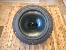 Rs-225s-8 Dayton Audio Rs225s-8 8 Inch Reference Woofer / Ohm Shielded No Longer Made