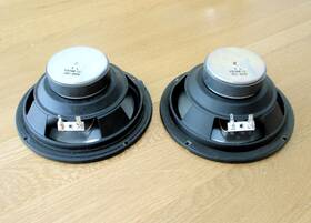 Yd166-12 Dayton Audio 6-1/2 Inch Poly Cone Woofer 4 Ohm - One Pair Excellent Cond Yd166-12 Dayton Audio 6-1/2 Inch Poly Cone Woofer 4 Ohm - One Pair Excellent Cond