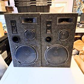 5000e Digital Audio 12 Inch 3-way Tower Floor Speakers Hf Control Felt Covered Box