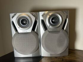 60-1409b Emerson 2 Speakers 8 Ohm Silver And Black 13 Inch Tall X Wide 6 Deep 60-1409b Emerson 2 Speakers 8 Ohm Silver And Black 13 Inch Tall X Wide 6 Deep