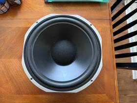 680-1057 Ess 1 Working Amt1b Woofer - Refoamed Read Description
