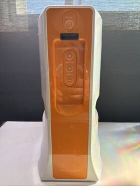 63529 Frontgate Wireless Tower Speakers And Transmitter Turns On/ Not Tested