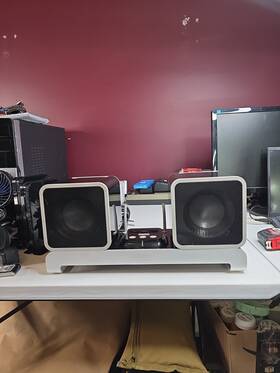 Griffin 685387012015 Evolve Ipod 2 Speaker Wireless Sound System Please Read Description