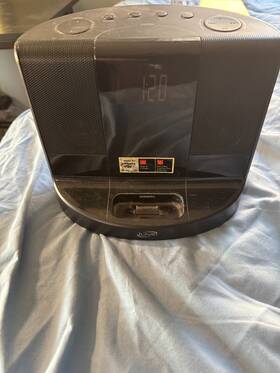 Icp601b Ilive Ipod Iphone Docking Station Fm Radio Used Working