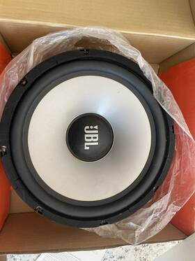 Lcs1000w Jbl Lcsw10 10 Inch Subwoofer