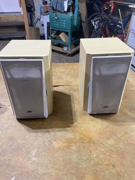 Sp-uxp5 Jvc Pair Of Bookcase Speakers - Power Handling Capacity 50w