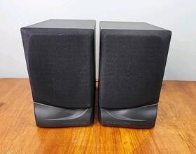 Ux-b1012 Jvc Pair Of Bookshelf Speakers 15w 8ohm Black Mesh Small Tested Working