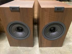 Q1mwa Kef Q1 Meta Walnut Pair Bookshelf Speakers