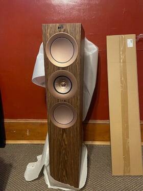 R7wag Kef R7 Meta Floorstanding Speaker Walnut