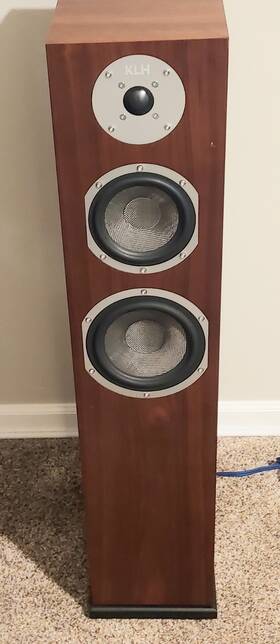 Klhf00004-uob Klh Quincy 3-way Floorstanding Loudspeaker / Walnut Veneer Single