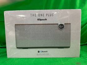 Klipsch 743878053371 The One Plus Premium Tabletop Bluetooth Speaker Walnut E28
