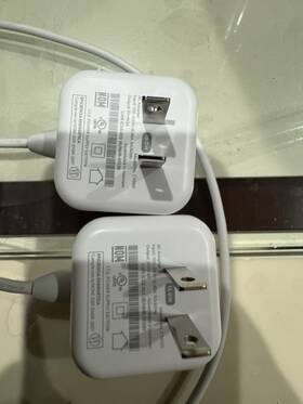 C110011 Leeron 2 Pack - 15 Watt Eero A/c Plug Used Tested Working Great Condition