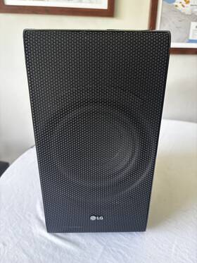Spj8b-w Lg Wireless Active Subwoofer Model 120v 60hz 33w Used