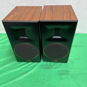 B100 Martin Logan 810123026074 Martinlogan - Motion Xt Bookshelf Speaker Walnut Pair B100 Martin Logan 810123026074 Martinlogan - Motion Xt Bookshelf Speaker Walnut Pair