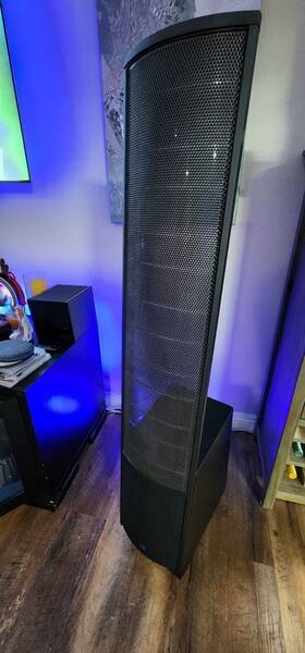 Martinlogan 877929005795 Electromotion Esl Main / Stereo Speakers Mint Condition