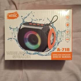 A-718 Music Wireless Speaker Usb Tf Card Tws Black Orange