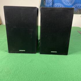 D-055 Onkyo 2-way Bookshelf Speakers Set With Dynamic Woofer - Black