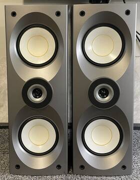Skf-550 Onkyo Speakers In Good Condition