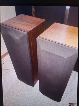 T-300 Optimus Realistic Speaker System T-300 Optimus Realistic Speaker System