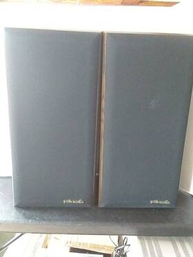 5-102393 Polk Audio Monitor Series Has Small Hole In Face Cover See Picture