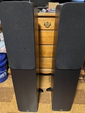 3050 Q Acoustics Floor Standing Speakers Pair