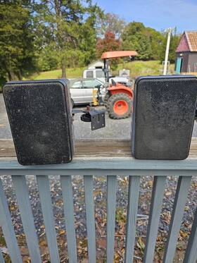 Fm6x1 Quam Fm6x1/70 Pair Of Black Speaker With Mounting Bracket - Used Fm6x1 Quam Fm6x1/70 Pair Of Black Speaker With Mounting Bracket - Used