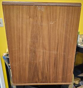 Rel 857316005706 - Classic 98 Subwoofer Walnut Used Cosmetic Defects