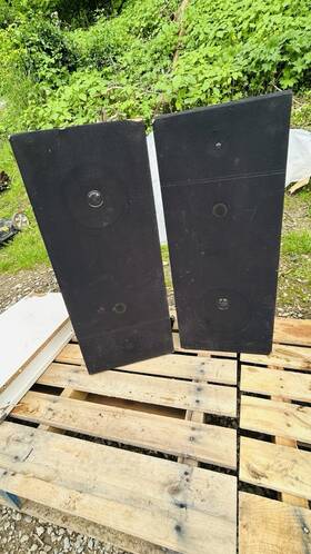 92897 Sears House Brand Floor Standing Speakers Pair Wired Black Mpn 132 650