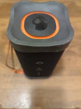 2sksk1847 Skullcandy Terrain Portable Bluetooth Speaker
