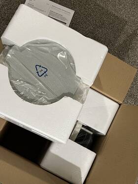 Cr201 Sonance 041093918049 - C Series 6-1/2 Inch Passive 2-way In-ceiling Speakers Pair White/black