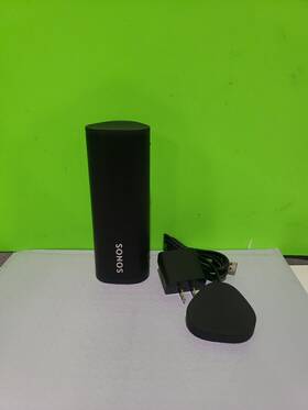 1683300 Sonos Roam - Portable Smart Speaker And Charger Bundle Used
