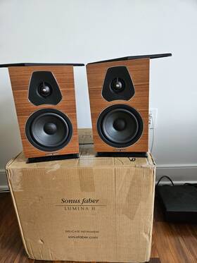 Sonus Faber 056684713691 Lumina Ii Bookshelf Speakers Walnut Sonus Faber 056684713691 Lumina Ii Bookshelf Speakers Walnut