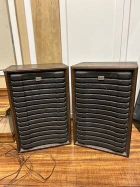 Ss-7100 Sony Pair Of Vintage Rare Ss-710 Speakers Mid Century Untested