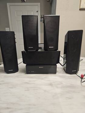Sony Ss-tsb137 Home Theater System 5.1 Surround Sound Speakers Blu-ray Player Tested Works