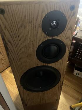004196 Speakers Model Amrit-allegra Tower Pair Vintage New Out Of Boxes 004196 Speakers Model Amrit-allegra Tower Pair Vintage New Out Of Boxes