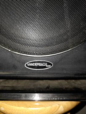 Hrs-605 Vanderbach 5.1 Surround Sound System.only A Speaker