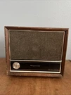 Vintage Magnavox S-71 Solid State Walnut Wood Speaker Works #4. Fixed Price $49.00.