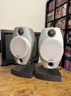 (2) Sony SS-LA500ED Extended Definition Es Luxury Satellite / Bookshelf Speakers. Fixed Price $199.99.