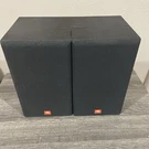 Jbl ARC10 Bookshelf Speakers 8OHMS Black. Fixed Price $55.00.