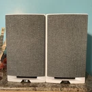 Elac Uni-fi Reference UBR62 6.5" Bookshelf Speakers Satin White With Oak Sides. Fixed Price $900.00.