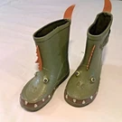 Kidorable Kids Rain Boots Alligator Green Size 7 Waterproof Playful Style. Fixed Price $16.99.