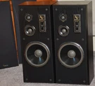 Infinity SM-125 Speakers 1-OWNER Collector-grade Vintage Condition. Fixed Price $1200.00.