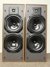 Vintage Kef C40 8 2.5 Way Large Bookshelf Speakers Type SP3054 England. Fixed Price $250.00.